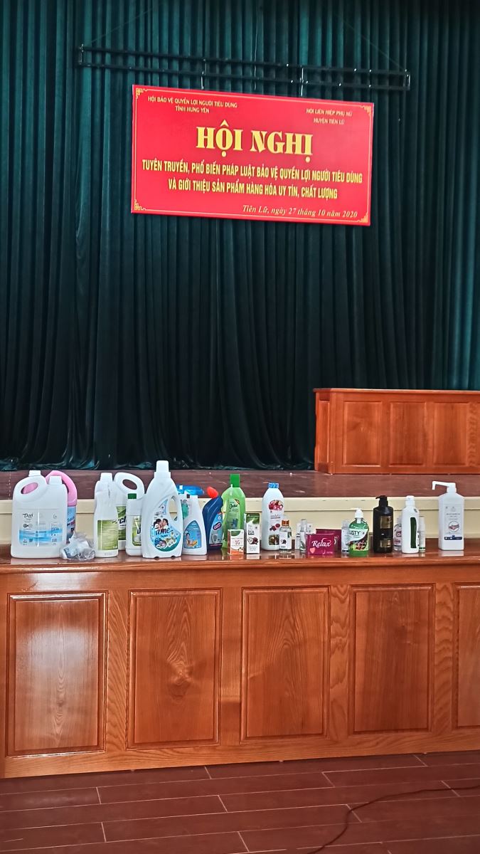 Hội nghị tuyên truyền, phổ biến pháp luật bảo vệ quyền lợi người tiêu dùng và sản phẩm hàng hóa uy tín, chất lượng (Huyện Tiên Lữ, ngày 27/10/2020)