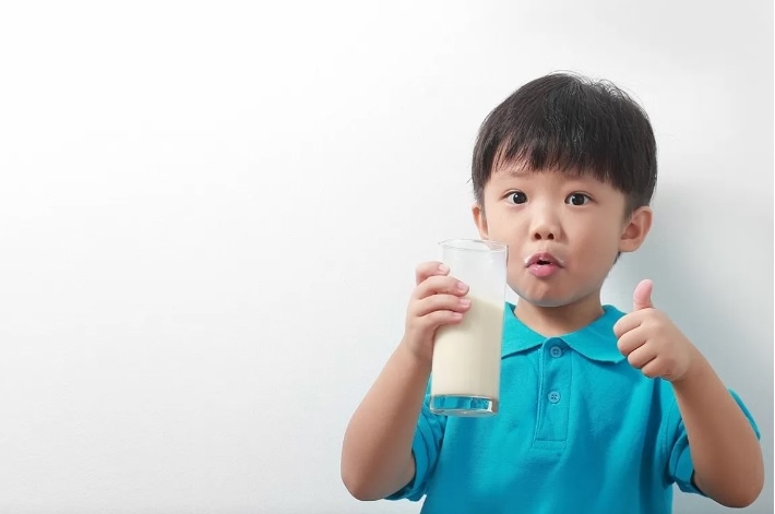 Thận trọng với quảng cáo sản phẩm sữa giúp tăng chiều cao 'thần tốc'