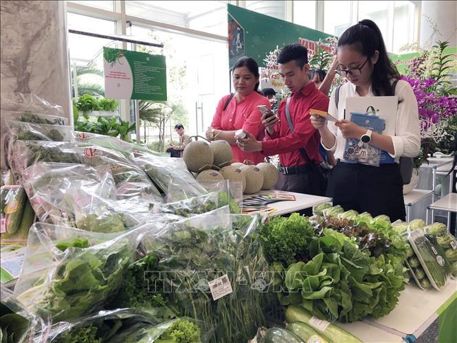 Người Việt ưu tiên dùng hàng Việt:  Tăng sức cạnh tranh cho hàng nông sản